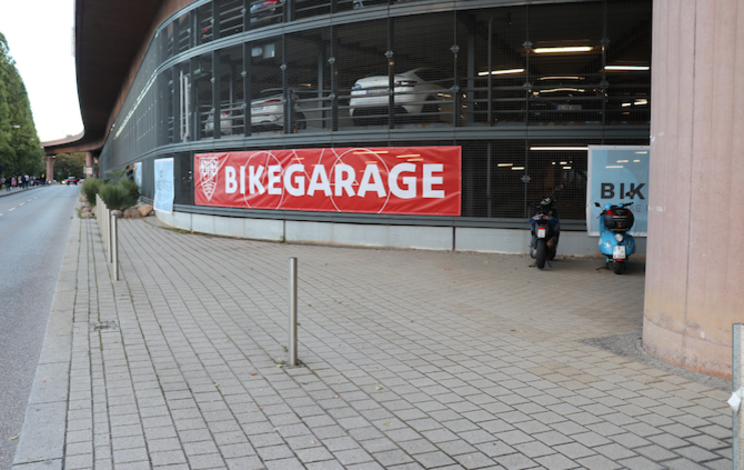 Bikegarage_Plane_00000_frz_752x423