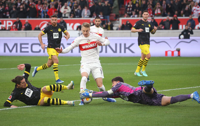 Fußball Bundesliga  VfB Stuttgart vs.  Borussia Dortmund