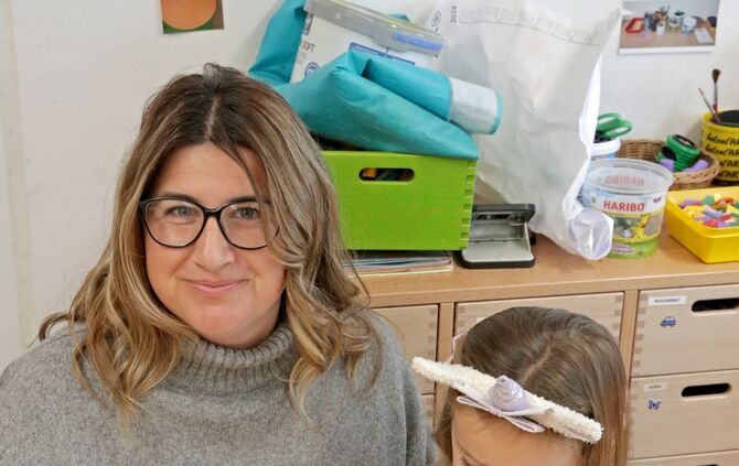 Demetria Benitez D’Agnano ist für ihre praktische Ausbildung aktuell im Kinderhaus Birkmannsweiler im Einsatz.