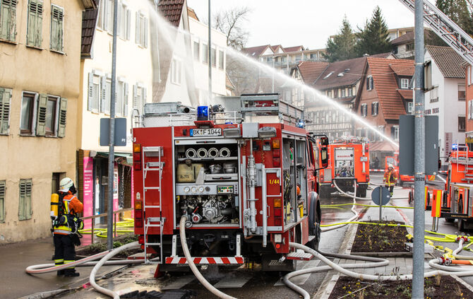 Dachstuhlbrand_Sulzbacher Strasse, Backnang_27.02.2020