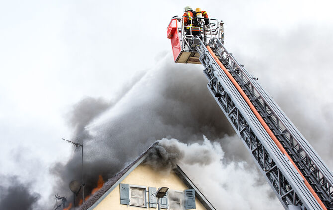 Dachstuhlbrand_Sulzbacher Strasse, Backnang_27.02.2020