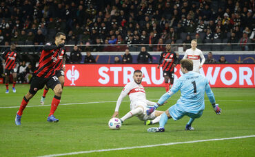 Fußball  Eintracht Frankfurt  vs. VfB Stuttgart