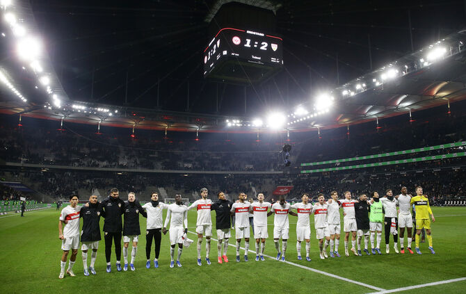 Fußball  Eintracht Frankfurt  vs. VfB Stuttgart