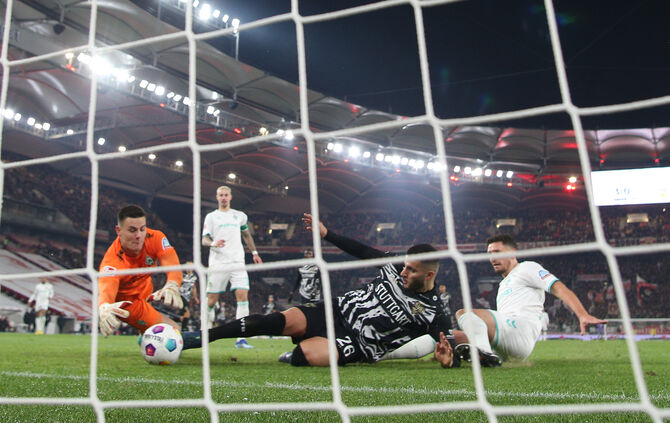 Fußball   VfB Stuttgart  vs. SV Werder Bremen