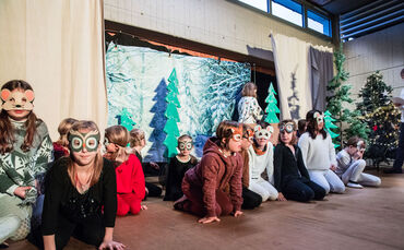 Probe der Theater- und Chor-AG der Grundschule Schnait:"Die Goldene Weihnachtsfeder", Weinstadt, 13.12.2023.