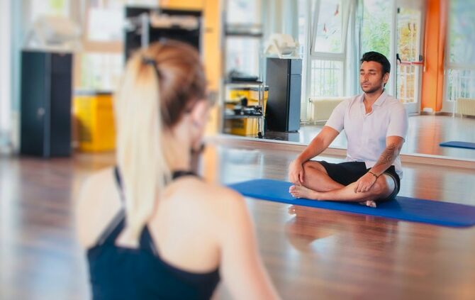 Yoga Meditation Mann