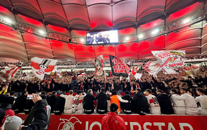 Fußball VfB Stuttgart vs. FC Augsburg