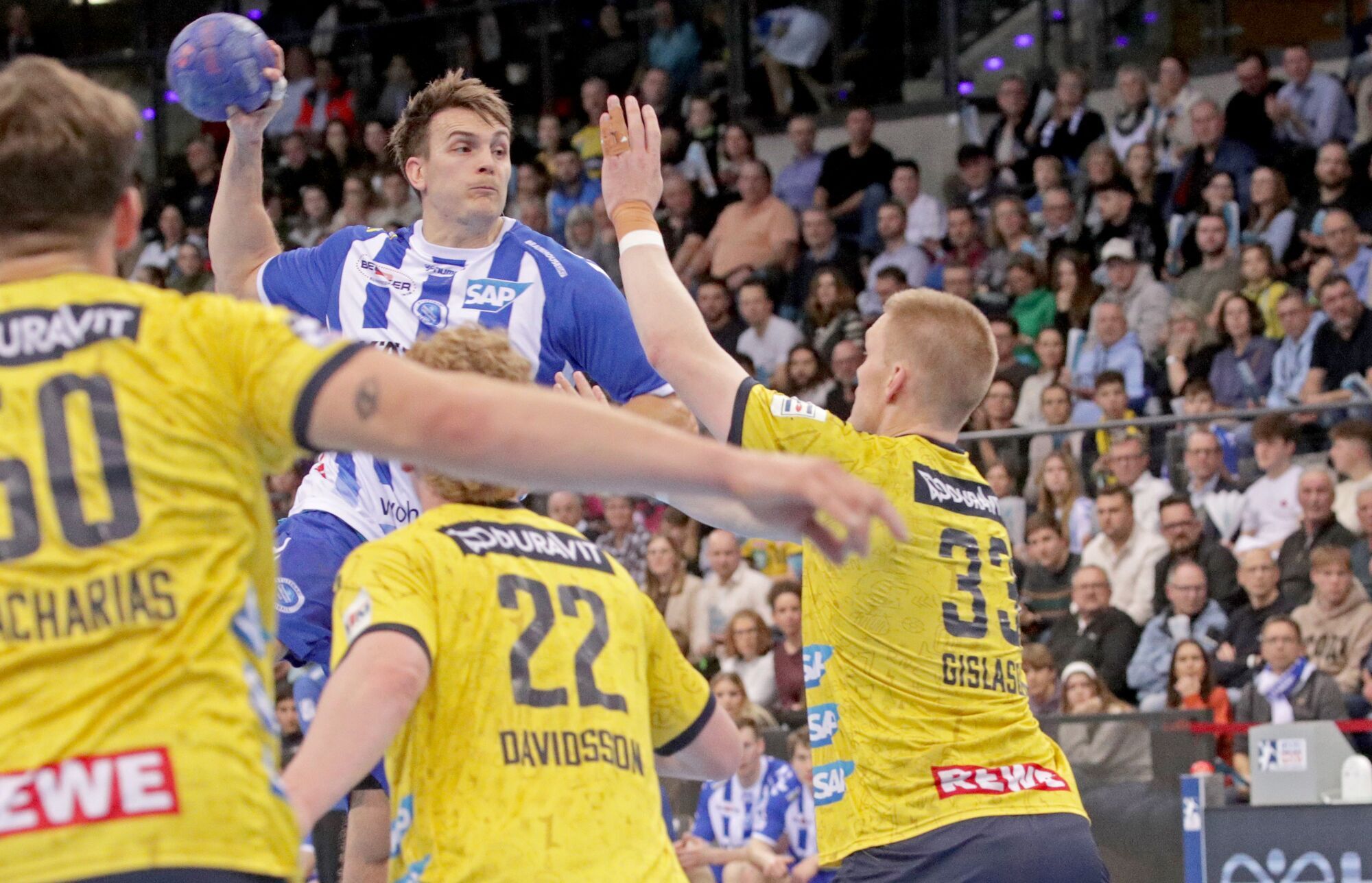 TVB Stuttgart verlängert Vertrag mit Spielmacher Max Häfner bis Juni ...