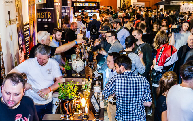 Auf der Messe werden Spirituosen wie Whisky, Rum, Gin, Tequila sowie Brände, Wein und Bier präsentiert.