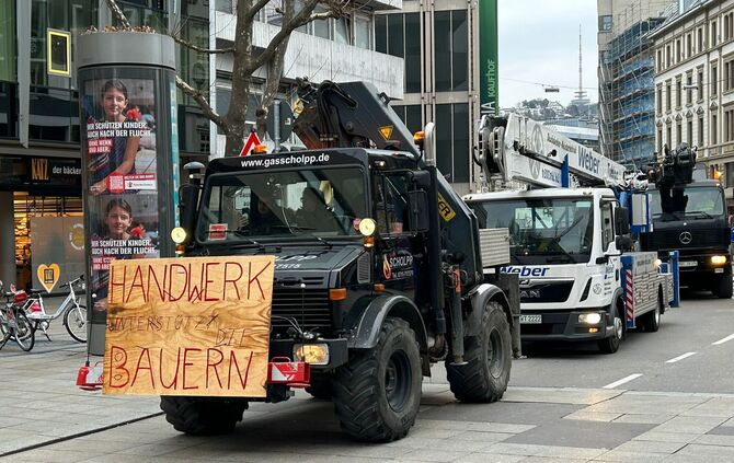 protest bauern stuttgart bauernprotest demo traktor proteste