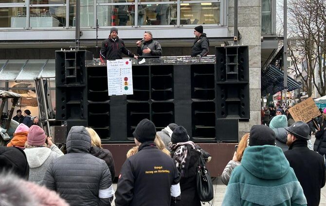 protest bauern stuttgart bauernprotest demo traktor proteste