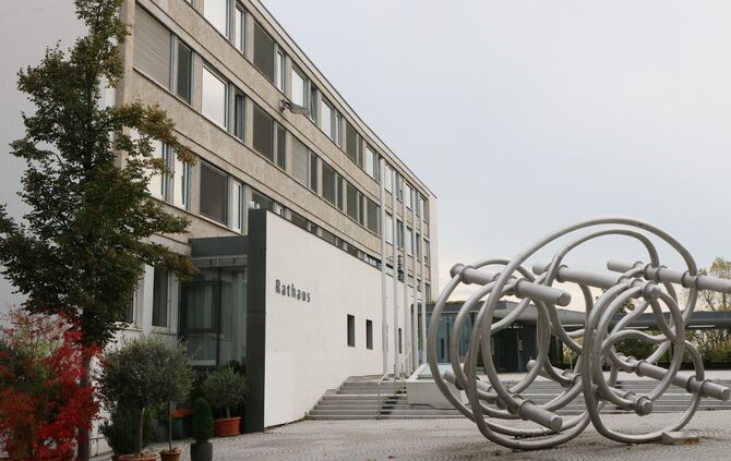 rathaus waiblingen symbol symbolbild symbolfoto