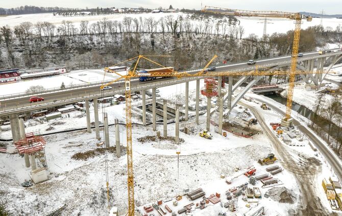 Luftbild: Baustelle B 14 Murrtalviadukt Backnang, 16.01.2024.