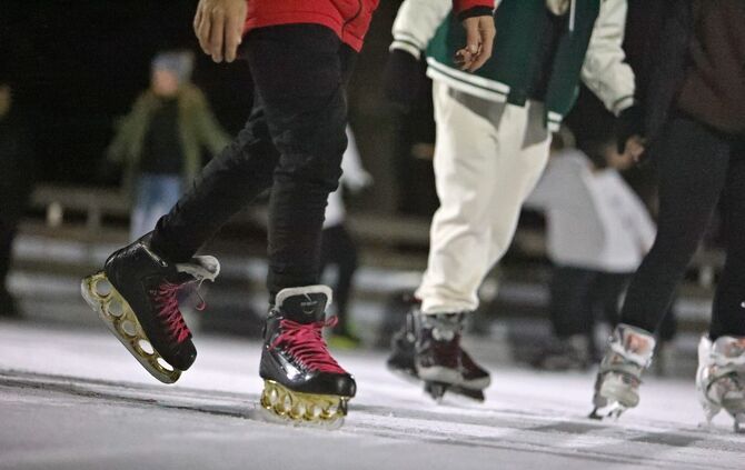 Eispark  Schlittschuh Eislaufen Schlittschuhlaufen Eishalle