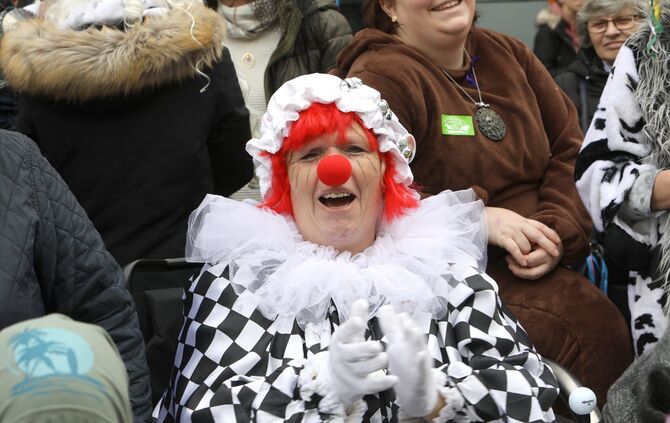 Faschingsumzug - Bild 31_30