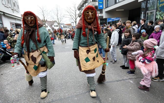Faschingsumzug - Bild 49_48