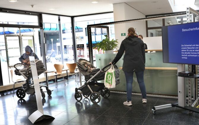 Rathaus schränkt Besucherverkehr ein_0