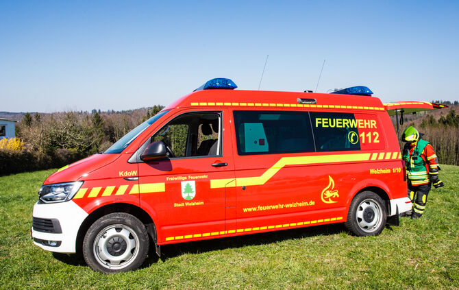 Schuppen gerät in Vollbrand - Bild 39_2