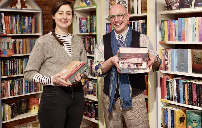 Lisa Weigel und Markus Schneider aus der Buchhandlung Taube