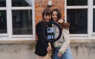 Nina Scavello (links) und Giulia Fioriti von Mecoa