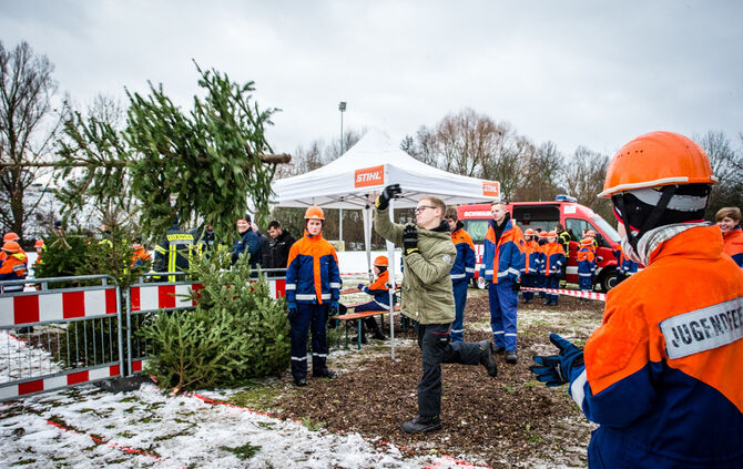 Christbaumweitwurf in Schwaikheim_0