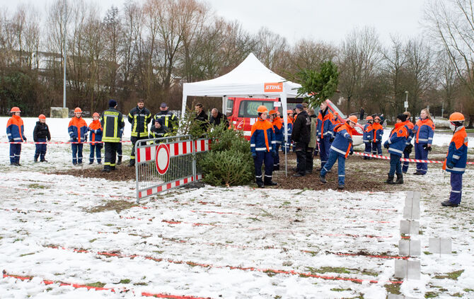 Christbaumweitwurf in Schwaikheim_7