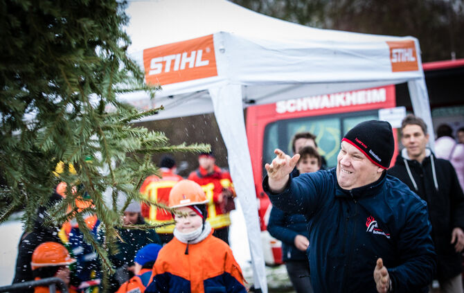 Christbaumweitwurf in Schwaikheim_16
