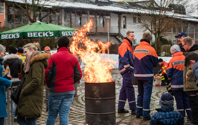 Christbaumweitwurf in Schwaikheim_43