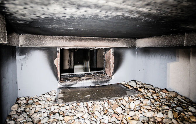 Kellerbrand: 1 Verletzte - Bild 06_0