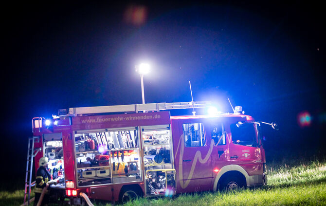Scheune mit Heu brannte - Bild 05_10