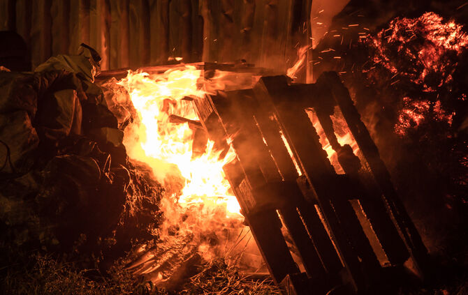 Scheune mit Heu brannte - Bild 08_7