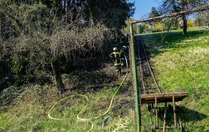Feuerwehr Feuer Brand Weinstadt Baach_2
