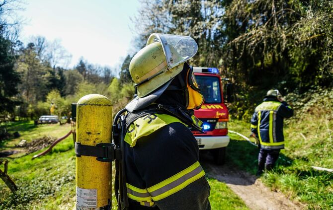 Feuerwehr Feuer Brand Weinstadt Baach_9