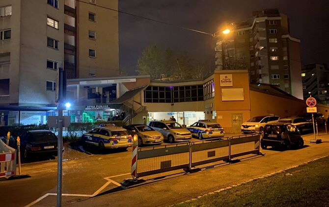 KORREKTUR: CORONAGEFAHR! ZwangsÃ¶ffnung & GroÃeinsatz in Shisha-Bar:_9