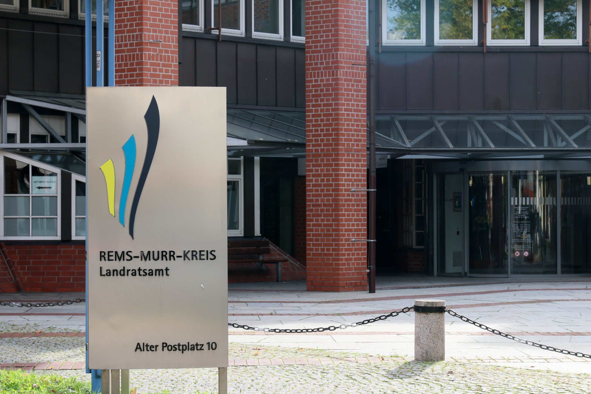 Landratsamt Rems-Murr-Kreis: Sperrung der Tiefgarage und Parkplätze - Nachrichten aus dem Rems ...
