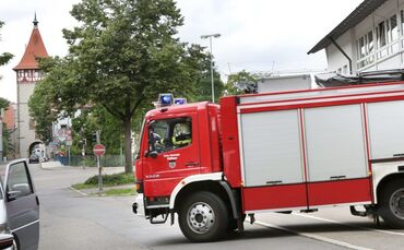 Feuerwehr braucht freie Fahrt_0