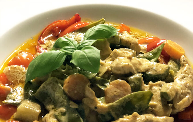 Gemüse-Hähnchen-Curry