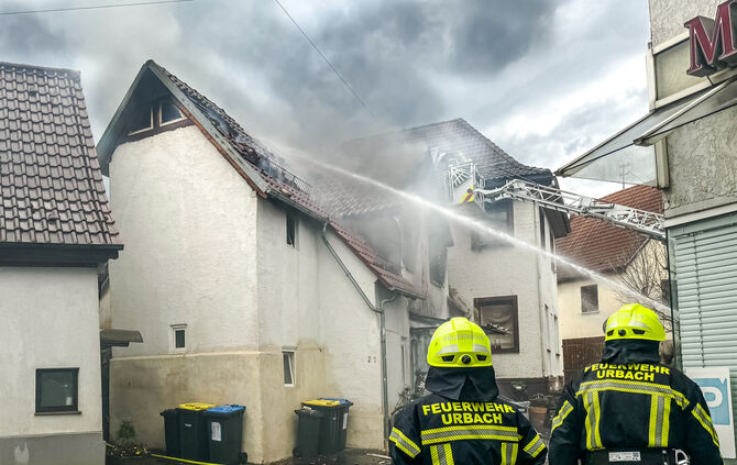 Gebäudebrand, Haubersbronner Str., Urbach, 05.04.2024.
