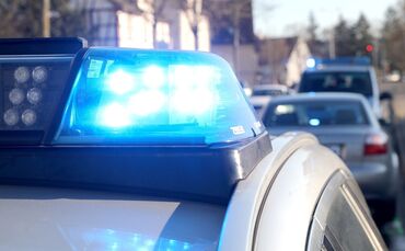 Kopie von Kopie von Blaulicht Unfall Polizei Polizeiauto Symbol Symbolbild symbolfoto