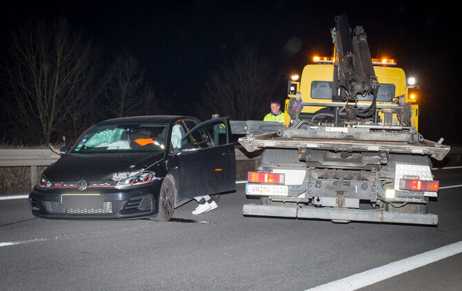 Unfall auf der B14 - Bild 03_11