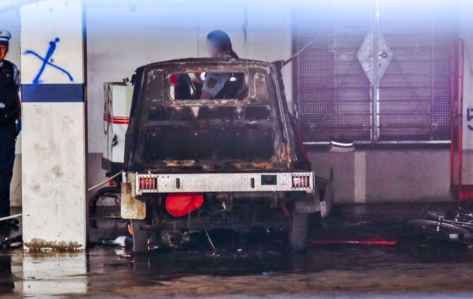 Brand eines Piaggio APE in der Tiefgarage der Karl-Wahl-Sporthalle Schorndorf, 10.05.2024.