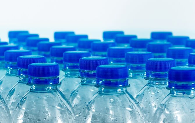 bottles-4276208_1920