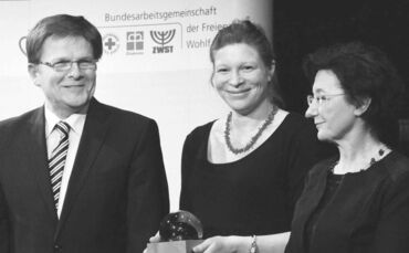 Verleihung des Deutschen Sozialpreises in Berlin. Wolfgnag Stadtler (Präsident der Bundesarbeitsgemeinschaft der Freien Wohlfahr