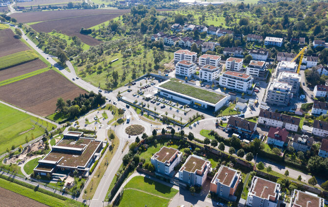 Luftbild: Wohngebiet Nature 8, Aldi und Kindergarten Seewasen, 25.09.2021.