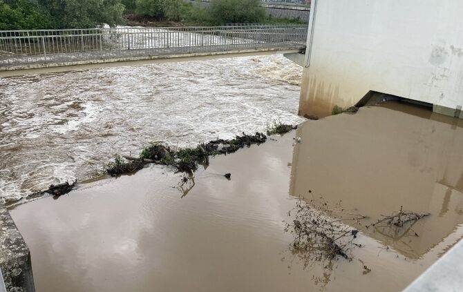 Rems Häckerwehr Hochwasser