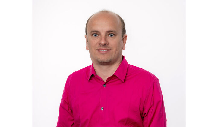 Dr. Jochen Schäfer