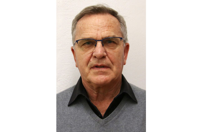Burkhard Weiß