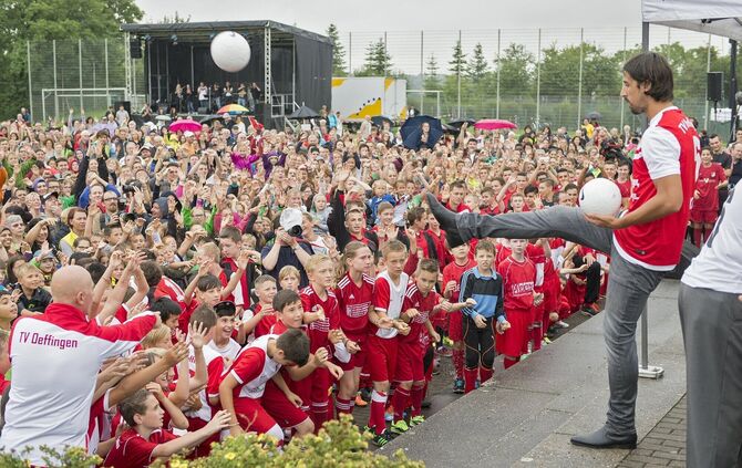 070_2024.06.11_Public_Viewing_Khedira@Peter_Hartung