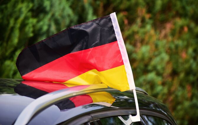 Fußball WM nach 4:0 sieg gegen Argentinien autokorso am Endersbacher Kreisel