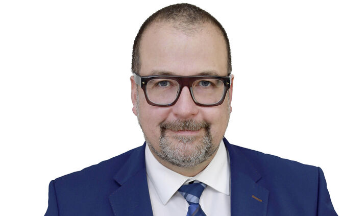 MICHAEL SCHARMANN FW Weinstadt
